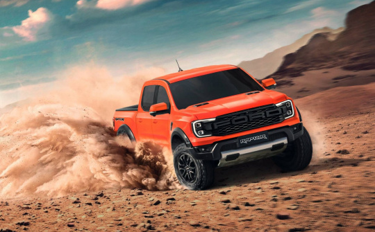 Ford Ranger Raptor mới có giá bán từ 1,299 tỷ đồng