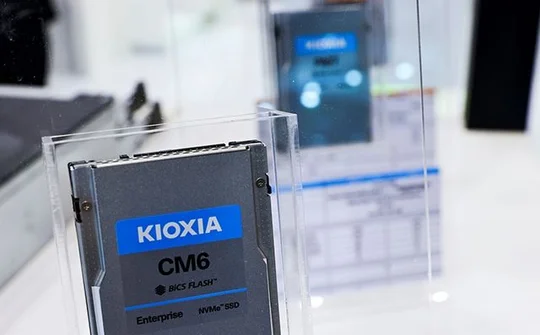 Ổ SSD tiếp đà giảm giá mạnh