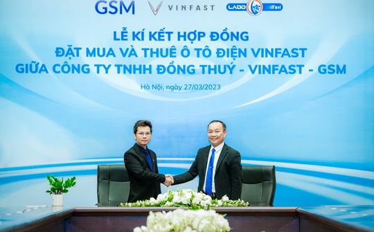 Lado taxi mua và thuê 540 xe điện VinFast