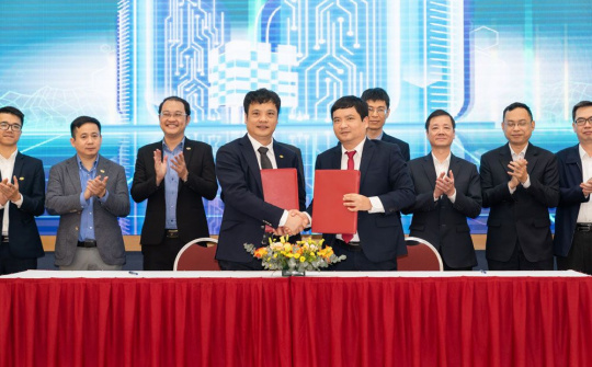 "Nuôi" nguồn nhân lực chất lượng cao, FPT ký kết hợp tác với Học viện Bưu chính Viễn thông