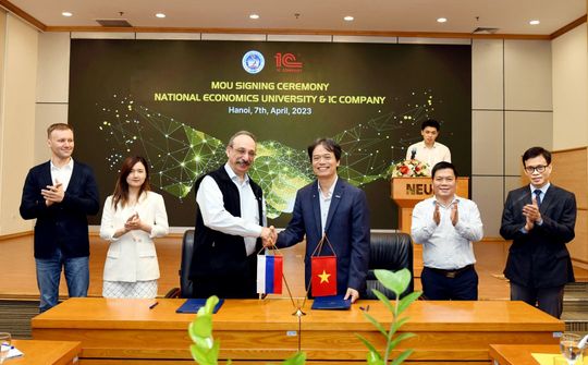 Tỷ phú phần mềm Nga tìm cơ hội hợp tác ở Việt Nam
