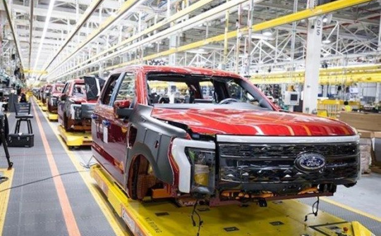 Ford chi hơn 1 tỷ USD chuyển nhà máy ở Canada sang sản xuất xe điện