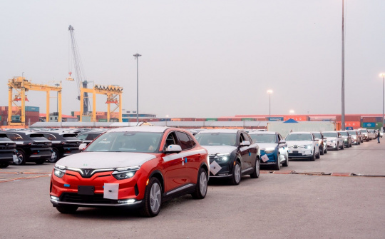 1879 xe điện VinFast VF8 tới thị trường Bắc Mỹ