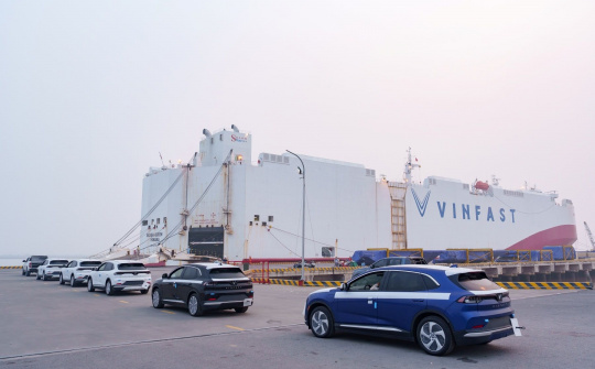 VinFast xuất khẩu 1.879 xe VF 8 tiếp theo tới Bắc Mỹ