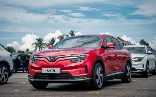 Chủ xe VinFast VF8 tại California có thể được hoàn thuế 7.500 USD