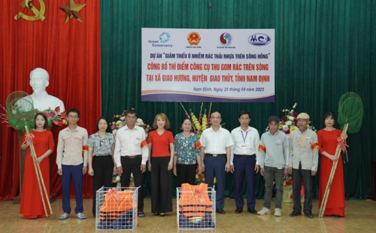 Công bố thí điểm công cụ thu gom rác trên sông tại huyện Giao Thuỷ, tỉnh Nam Định