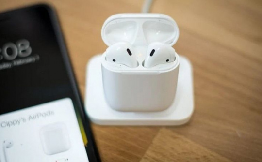 Apple xem xét thêm màn hình cảm ứng vào hộp sạc AirPods
