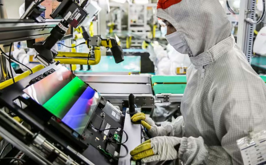 Samsung Display đầu tư 3 tỷ USD vào mảng OLED cho máy tính bảng, máy tính xách tay