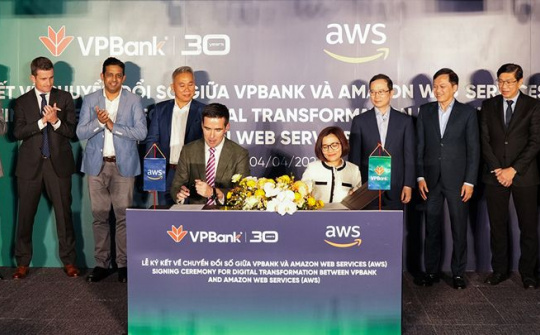 Hợp tác chiến lược VPBank - AWS nâng tầm công nghệ ngân hàng số