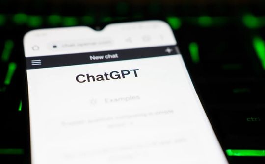 OpenAI ra mắt ứng dụng ChatGPT miễn phí cho iOS