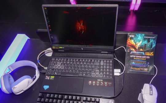 Acer mở bán laptop Nitro 16 Phoenix, giá 29,99 triệu đồng