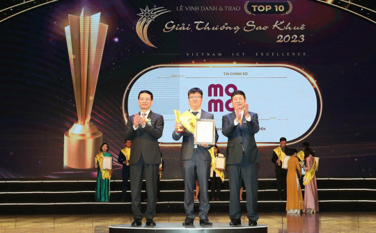 Ví Trả Sau nhận giải thưởng Sao Khuê vì những nỗ lực “bình dân hóa” tín dụng cho người Việt