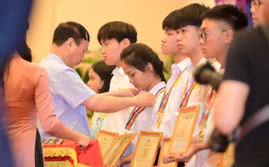 Hơn 21.000 học sinh đạt giải Violympic năm học 2022 - 2023
