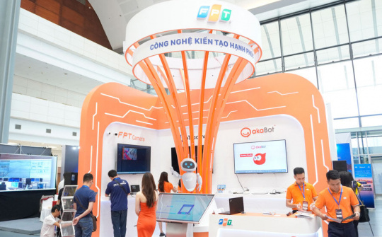 FPT trình diễn hệ sinh thái công nghệ kiến tạo hạnh phúc tại Industry 4.0