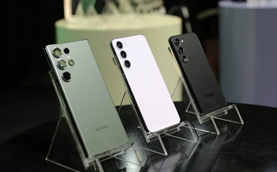 Galaxy S23 đã giúp Samsung vượt mặt Apple trong quý 1/2023