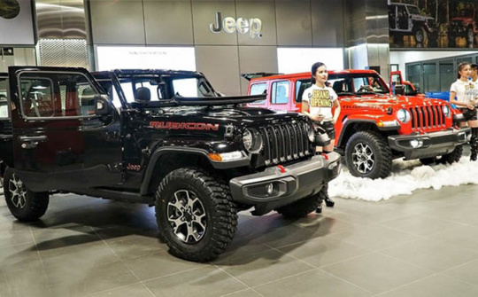 Jeep Wrangler tại Việt Nam lại bị triệu hồi vì nguy cơ cháy nổ