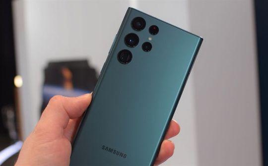 Samsung hoãn bản cập nhật lớn cho Galaxy S23 series