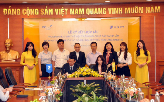 VNPT hợp tác PVcomBank cung cấp các giải pháp tài chính số cho doanh nghiệp
