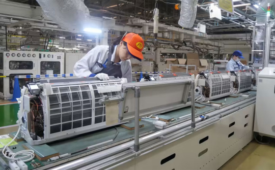 Panasonic đầu tư 70 triệu USD để chuyển việc về Nhật Bản