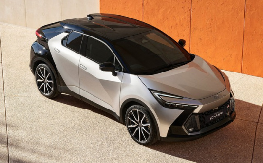 Toyota C-HR 2024 'lột xác' vẫn khó về Việt Nam