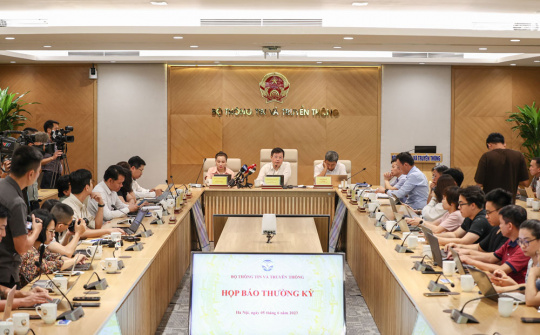 Bộ TT&TT ra mắt Trung tâm hỗ trợ chuyển đổi số báo chí
