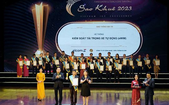 Elcom được vinh danh tại Sao khuê 2023 với Hệ thống cân tải trọng tự động eWIM