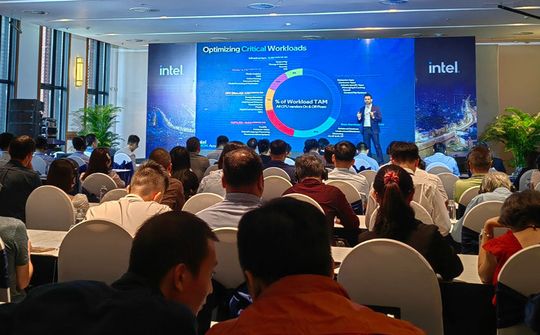 Vi xử lý Intel Xeon Scalable thế hệ 4 chính thức ra mắt tại Việt Nam