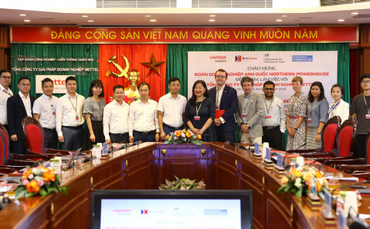 Doanh nghiệp công nghệ Anh tìm cơ hội hợp tác về Logistics và hạ tầng đám mây với Viettel Solutions