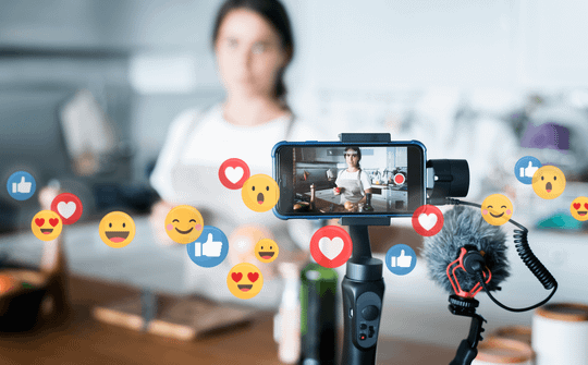 Livestream shopping đã phát triển thành thị trường 512 tỷ USD