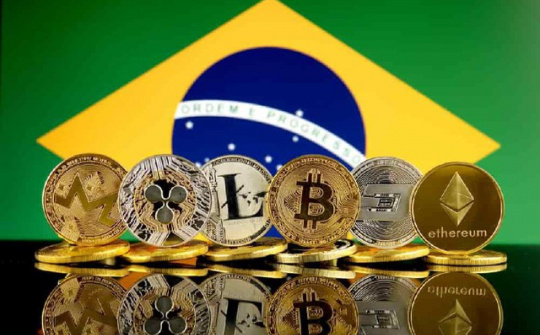 Brazil tăng thuế đối với người sở hữu tiền số