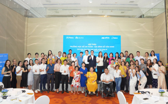 Giới thiệu khóa học trực tuyến về kỹ năng số dành cho giáo viên và phụ huynh