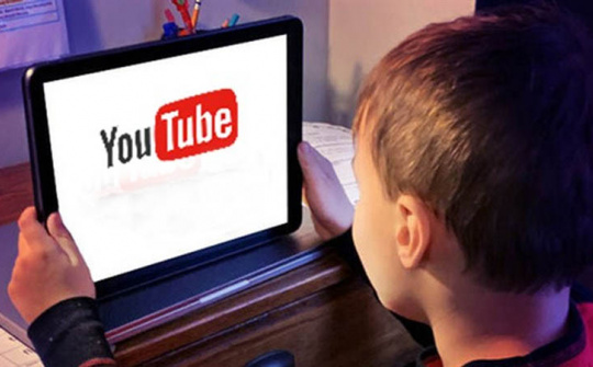 YouTube bị tố phát quảng cáo nhắm đến trẻ em