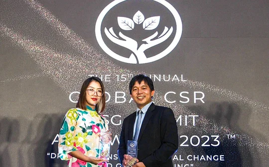 Trường Hy Vọng đạt được giải thưởng CSR ấn tượng nhất toàn cầu