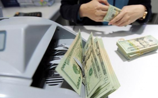 Giao dịch chuyển tiền điện tử xuyên biên giới từ 1.000 USD trở lên phải báo cáo