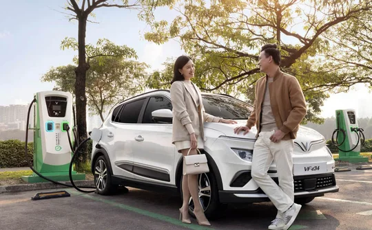 VinFast mở rộng mạng lưới trạm sạc nhanh ôtô điện