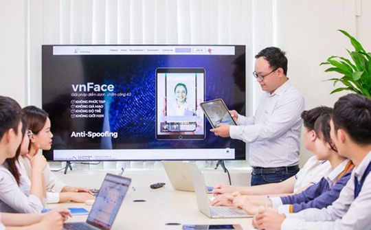 Trợ lý AI chuyên biệt cho người Việt phải dùng dữ liệu riêng của Việt Nam