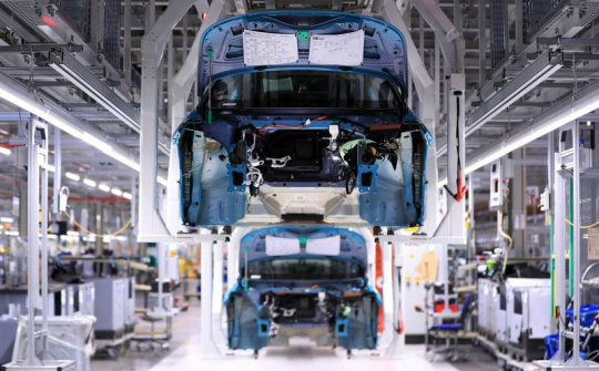 Hoạt động sản xuất của Volkswagen vì sự cố mạng