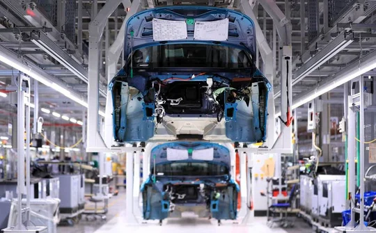 Hoạt động sản xuất của Volkswagen vì sự cố mạng