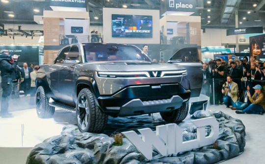 VinFast giới thiệu mẫu xe ôtô bán tải điện đầu tiên tại CES 2024