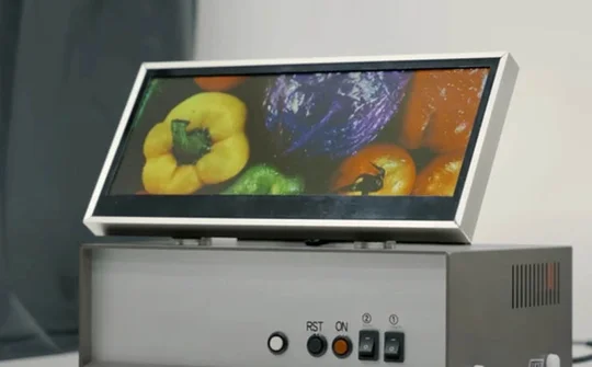 Sharp giới thiệu TV QDEL đầu tiên