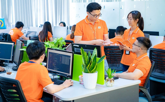 FPT công bố kết quả kinh doanh 2023, doanh thu Chuyển đổi Số tăng mạnh