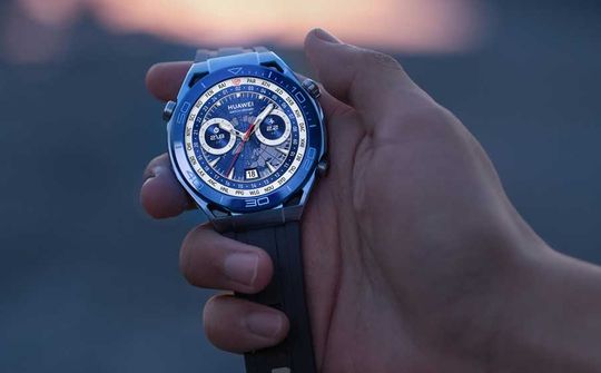 Ra mắt Huawei WATCH Ultimate - smartwatch cho những chuyến "lên rừng xuống biển"