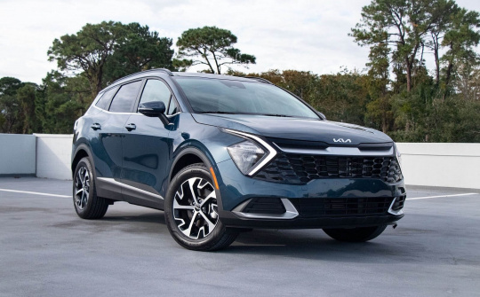 Kia Sportage 2024 phiên bản Hybrid ra mắt, giá 680 triệu đồng