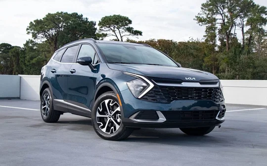 Kia Sportage 2024 phiên bản Hybrid ra mắt, giá 680 triệu đồng