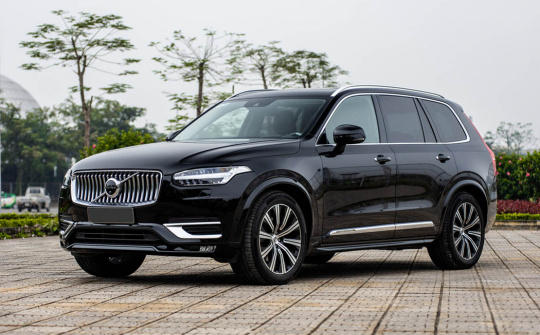 Volvo ưu đãi gần 500 triệu đồng cho XC90 trong tháng 1