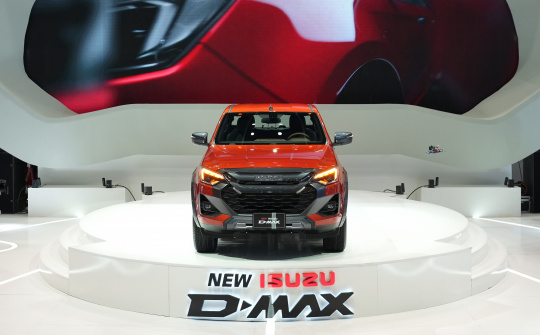 Isuzu D-max 2024 ra mắt tại Vietnam Motor Show