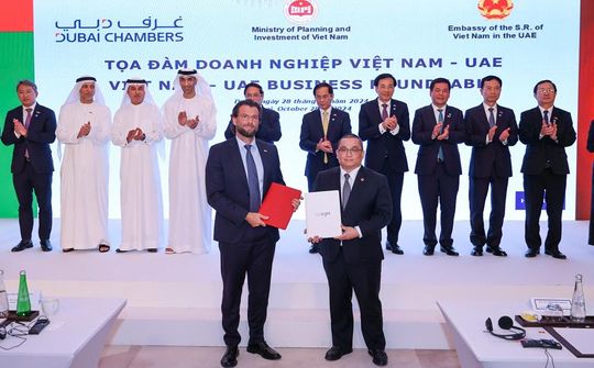Viettel AI hợp tác với công ty phân tích dữ liệu lớn và AI tạo sinh hàng đầu UAE