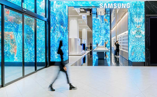 Cửa hàng bán lẻ Samsung West Lake khai trương tại Hà Nội