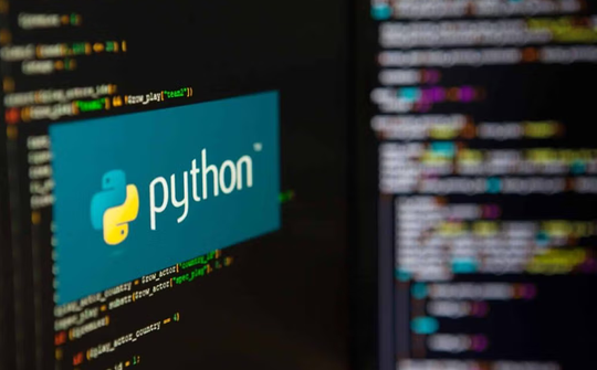 Python là ngôn ngữ lập trình phổ biến nhất năm 2024 trên GitHub