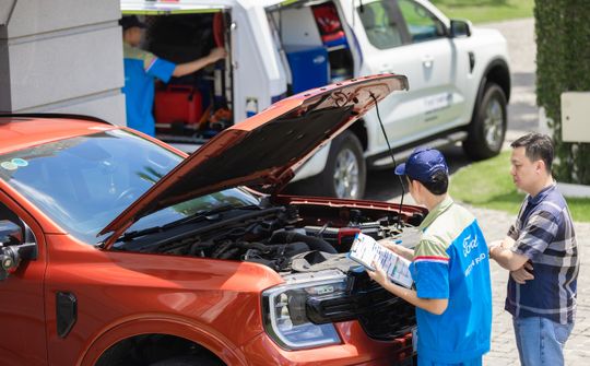 Xe Ford được bảo dưỡng trong 4 giờ hoặc miễn phí